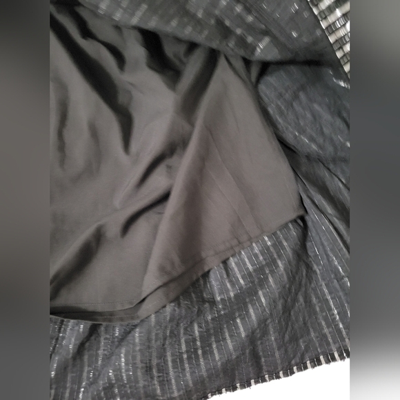 Duffield Lane Black Metallic Stripes Tiered Puff Sleeve Whimsygoth Holiday Dress - Picture 12 of 13